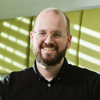 Contact Person Portrait Dennis Schweser